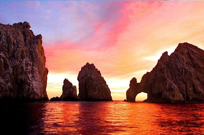 2 Hour Sunset Tour on Catamaran in Cabo San Lucas - Stop at the Arch of Cabo: The Main Moment for Photos