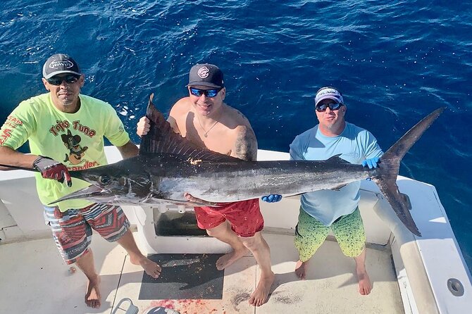 5-Hours Private Fishing Experience in Cruiser in Cabo San Lucas - Included gear and what it means for your day