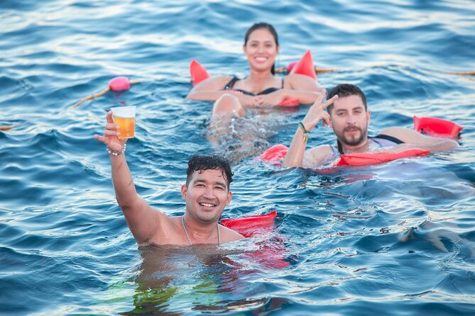 All Inclusive Cabo Boat Tour: Snorkeling, Food, and Drinks - Stop 3: Playa de los Amantes, a romantic name with a serious view