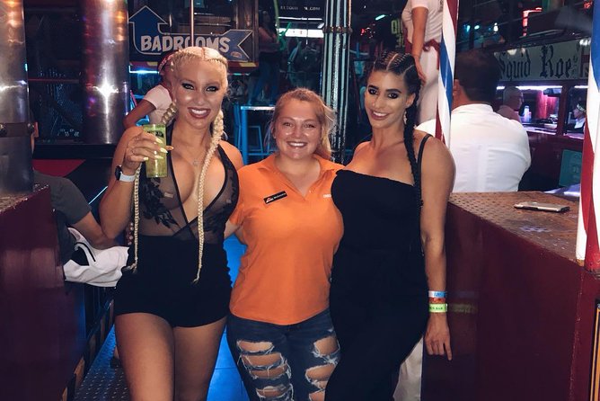 All you can drink- Club Crawl Los Cabos - Dress Code and Group Energy: Small Things That Matter