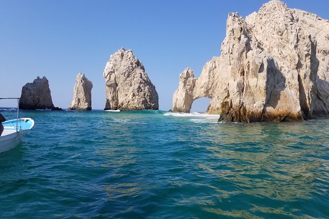 Arch Tour with Amazing Captain in Cabo San Lucas - Whale Watching Add-On in Winter Months