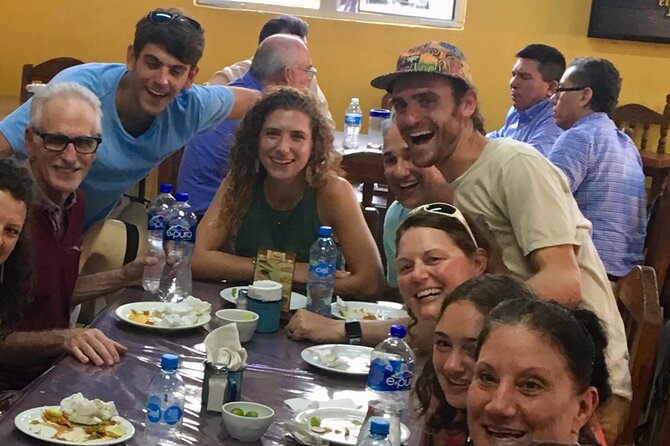AvoCabo Food Tour - A Mezcal Tasting That Works Even If You’re New to It