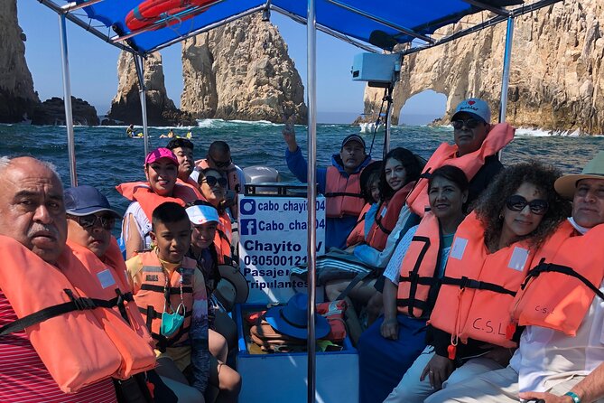 Boat Tour to Cabo San Lucas Arch and Rock Formations - Playa el Corsario: calm water and the surprise of old ruins