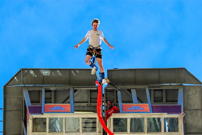 Bungee Jump in Los Cabos - Safety briefing with the Bungee Master, and what you actually do
