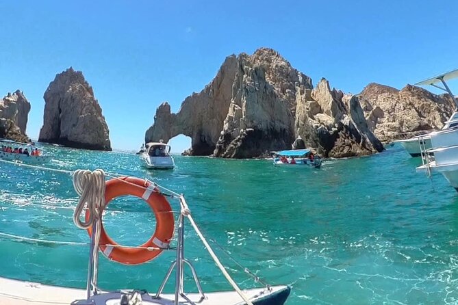 Cabo Blue Snorkeling Cruise, Open Bar and Lunch in Cabo San Lucas - El Arco, the Arch of Cabo San Lucas: Photo Time Done Right