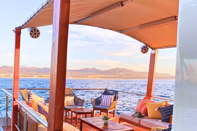 Cabo Private Catamaran: Chill Experience with Sup and Float Mat - Stop 1: The Arch of Cabo San Lucas from the water