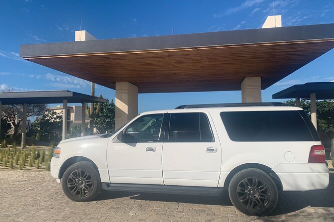Cabo Private Transportation to Cabo - The Ride: 30 to 50 Minutes From Airport to Downtown Cabo San Lucas