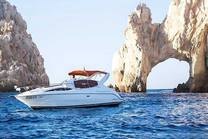 Cabo Private Yacht Cruise to El Arco with Snorkeling Adventure - The Cruise Experience: Clean Boat, Friendly Crew, and No Rushing