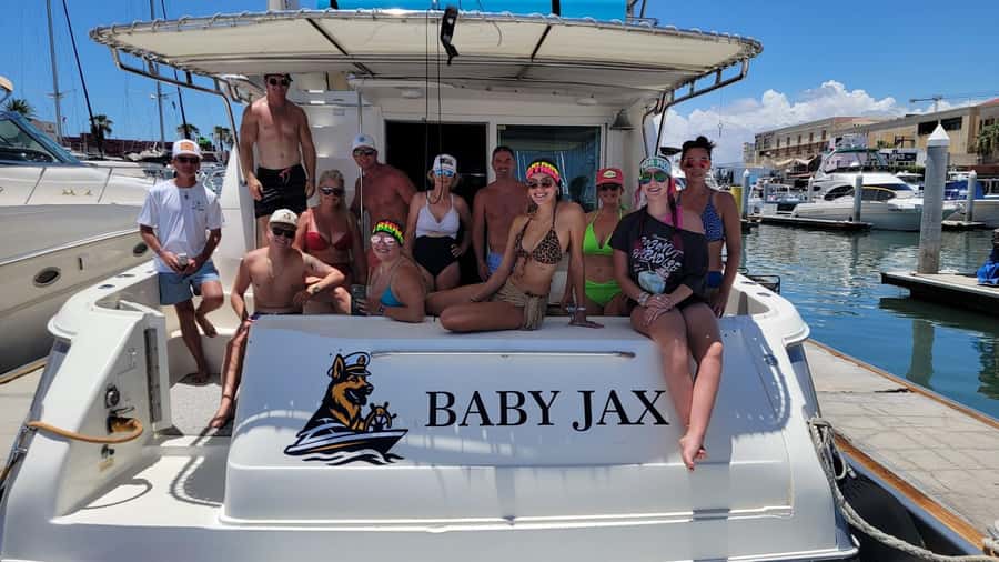 Cabo: Private Yacht Tour, Water Activities, Lunch & Drinks - Meeting at IGY Marina, Gate C, and what to do before you step aboard