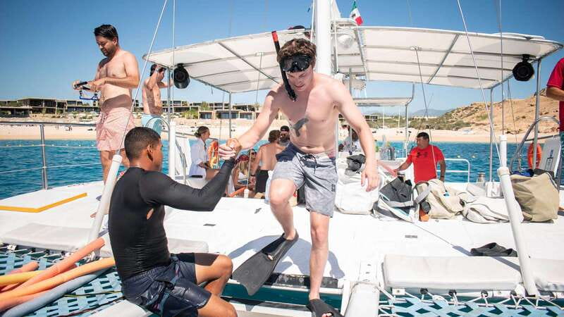 Cabo San Lucas: 4-Hour Snorkeling Cruise with Open Bar - Pickup timing, what the driver looks like, and how not to miss it