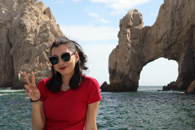 Cabo San Lucas Arc Group Tour in Glass Bottom Boat - Meeting at D Dock: The One Place You Should Find Early