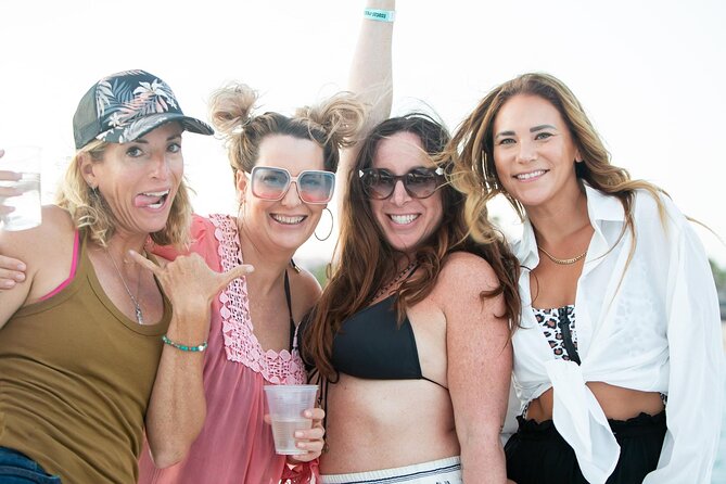 Cabo San Lucas Boat Tour with Snorkeling, Open Bar, and Lunch - Cruising Land’s End: Divorce Beach and the Arch Views
