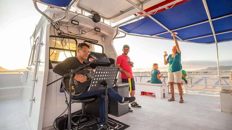 Cabo San Lucas: Cabo Mar Mexican Flavors Sunset Cruise - At Anchor: Taco Buffet Dinner With al Pastor, Chicken Tinga, and Rajas