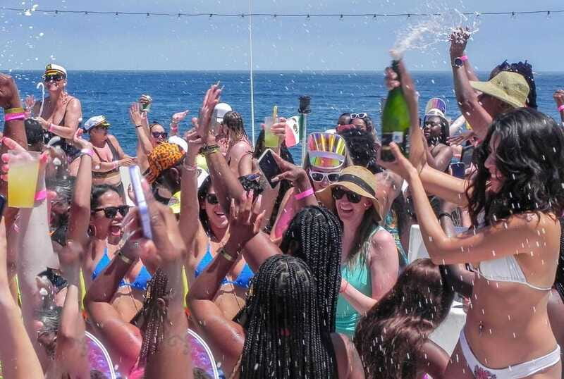 Cabo San Lucas: Hip Hop Boat Party with Unlimited Drinks - Cabo Arch photo stop: how to get the classic shot without losing the party