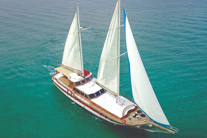 Cabo San Lucas Luxury Sailing Yacht and Dinner with a Chef - Stop 2: Playa de los Amantes for ocean sounds