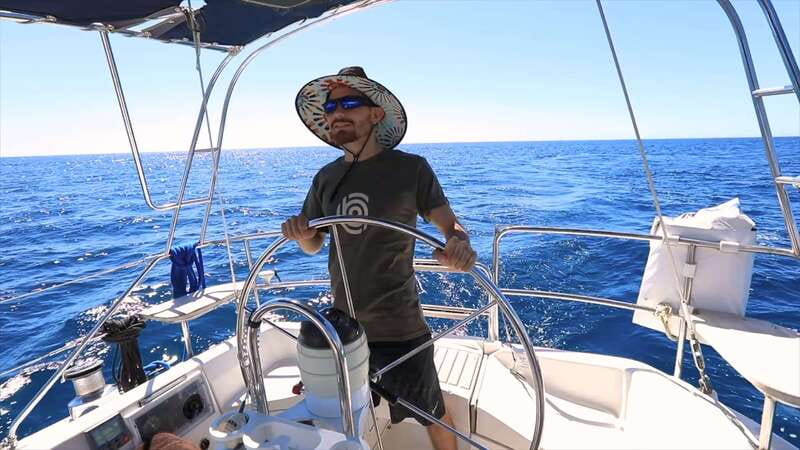 Cabo San Lucas: Private 38-Foot Sailing Boat - Sunset Sailing With Open Bar, Appetizers, and Music