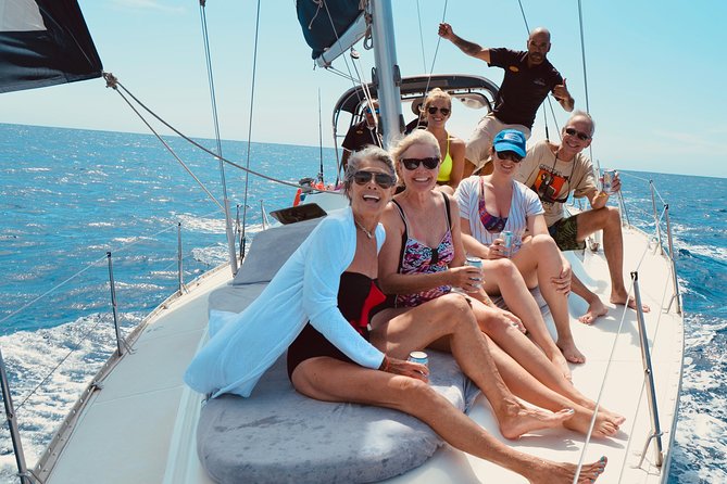 Cabo San Lucas Private 38 ft Sailing Tour with Snorkeling - Open bar, snacks, and how the food actually fits the day