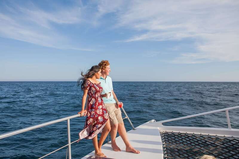 Cabo San Lucas: Sunset Cruise with Wine and Jazz - Key reasons this Cabo sunset cruise is worth it
