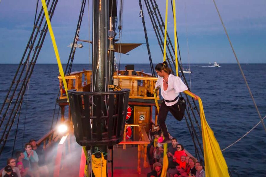 Cabo San Lucas: Sunset Pirate Ship Cruise with Dinner Show - Open bar rules: what you can drink during the show