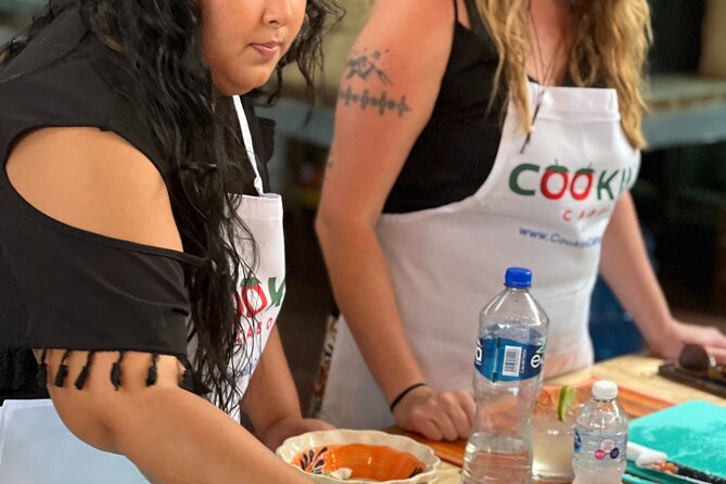 Cabo San Lucas Taco Fiesta: Cooking, Dancing and Mixology Class - Cooking Salsas and Guacamole: Simple Ingredients, Better Technique