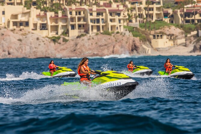 Double Jet Ski and Boat Ride in The Sea of Cortez Guided Tour - Your double jet ski experience: what the first 10 minutes feels like