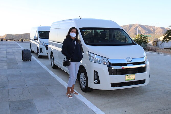Economic Los Cabos Airport Transportation - The ride itself: shared stops, comfort, and luggage rules