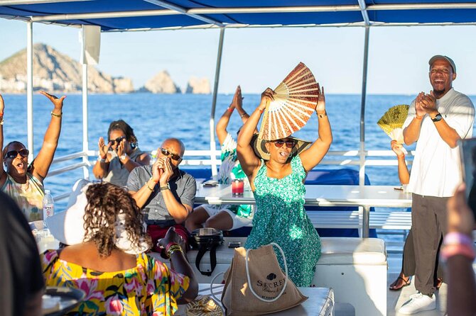 Fiesta Dinner Cruise in Cabo with Dinner - Open Bar and Service: How They Keep the Night Fun