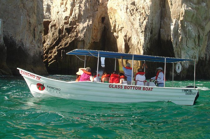 Glass Bottom Boat Ride to the Arch - Guide Energy, Small Group Size, and Listening Skills