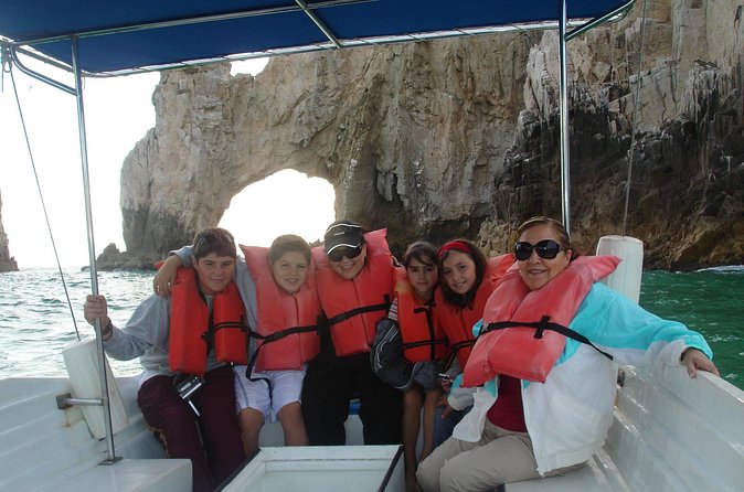 Glass Bottom Boat Ride to the Arch - Price and Value: $30 Ticket Plus the $5 Dock Fee