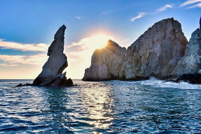 Glass Bottom Boat Sightseeing Tour in Cabo San Lucas - Glass-Bottom Reality Check: What the Viewing Can and Cannot Do
