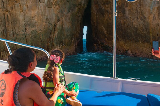 Glass-bottom boat tour to the Arch + beach time - Glass-bottom reality check: small window, big expectations