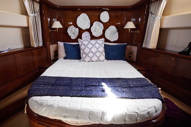 Heather Nikki 80 ft Italian Azimut Yacht Rental - Price and Value: $3,776 Per Group Up to 10