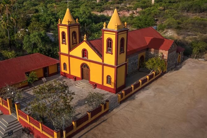 Hidden Gems of Sierra Laguna: El Triunfo and Natural Springs. - Food, Comfort, and What to Bring (Since Lunch Is Not Included)
