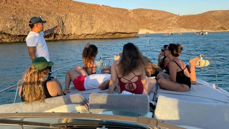 La Paz: Espiritu Santo Island and Balandra Bay Day Cruise - The sunset cruise back to Marina Palmira, and how to enjoy the last hour
