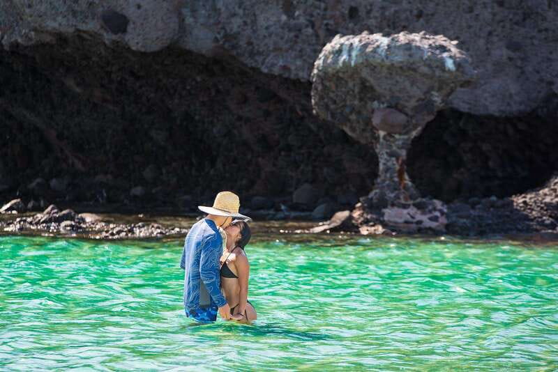La Paz: Espiritu Santo Island Tour - Wildlife viewing along the way: spotting without pressure