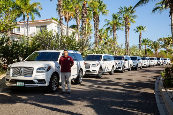 Lincoln Navigator Roundtrip Private Luxury Transportation - Key things to know before you go