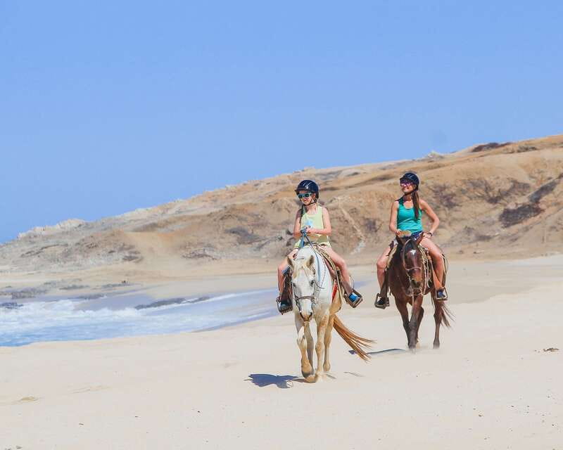 Los Cabos: 2 in 1 Combo Tour - Getting picked up, then heading out by coach