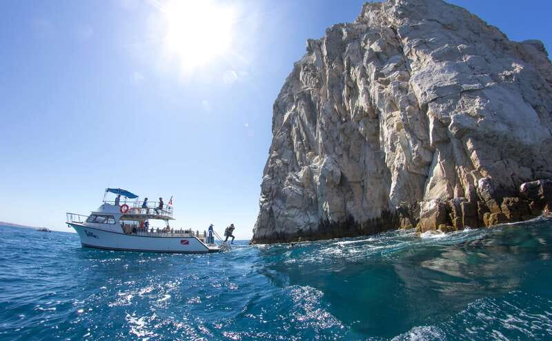 Los Cabos 3-Hour Certified Scuba Diving Tour - Getting picked up and getting to the boat on time