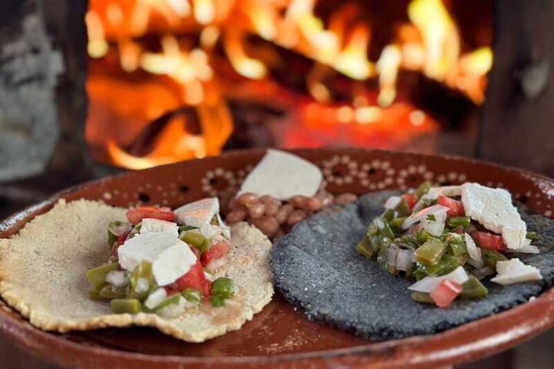 Los Cabos: Azteca Cactus Taco Farm to Table Cooking Class - The natural beach walk and the Pacific sunset finish