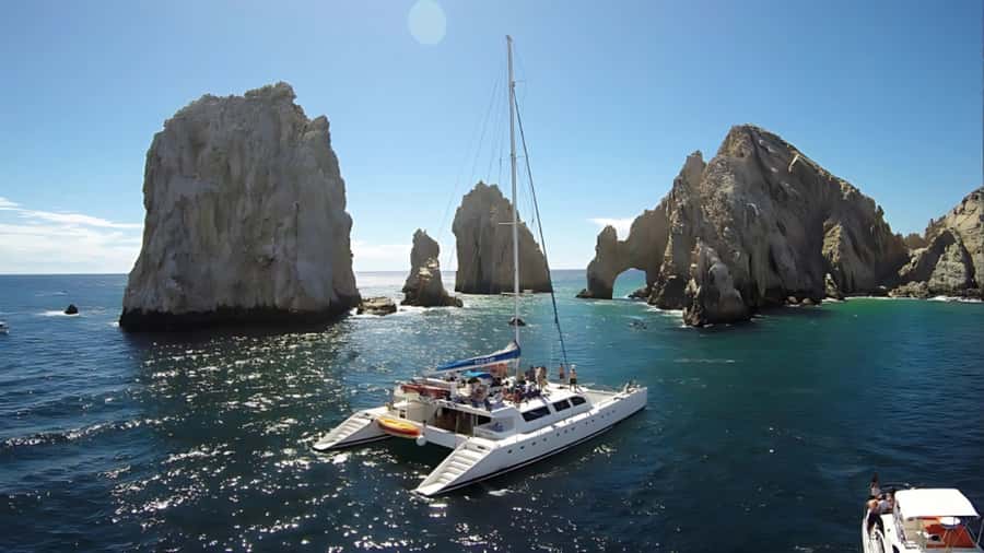 Los Cabos Catamaran: Iconic Sunset Cruise with Drinks & DJ - Adults-only catamaran party, explained simply