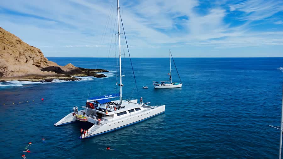 Los Cabos Catamaran: Iconic Sunset Cruise with Drinks & DJ - Who this cruise fits best