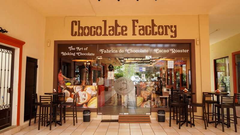 Los Cabos Famous Arch cruise, City tour and Lunch - Glass blowing at the factory, where craft beats souvenirs