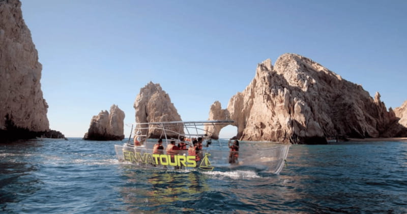 Los Cabos: Get to know the arch on the iconic transparent boat tour - Where You Meet: Envatours Cabo Behind Starbucks