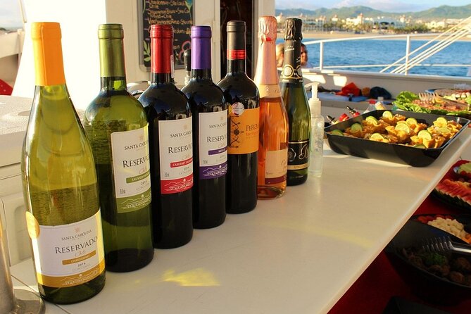 Los Cabos Jazz & Wine Sunset Cruise - Jazz, the Premium Bar, and the Food: What to Expect