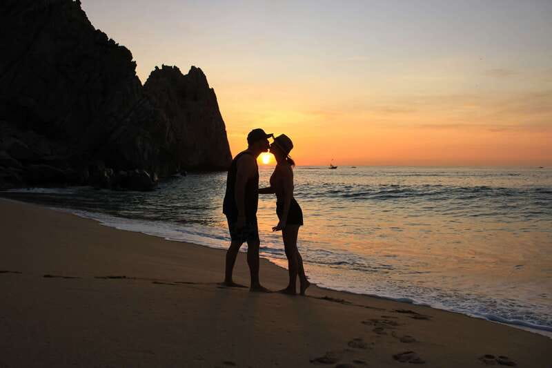Los Cabos: Kayak to The Arch & Snorkel + Transport & Photos - Sliding into the Arch of Cabo San Lucas, sea lions, and included photos
