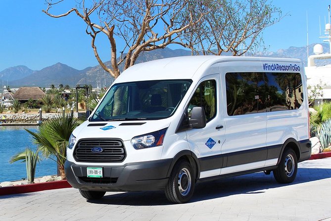 Los Cabos Private Mini Bus Round-trip Transportation - The ride experience: comfortable private vehicles and how the drive feels