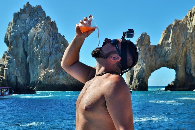 Los Cabos Sunset Booze Cruise - Music Onboard and Photo Timing: How to Get Better Pictures