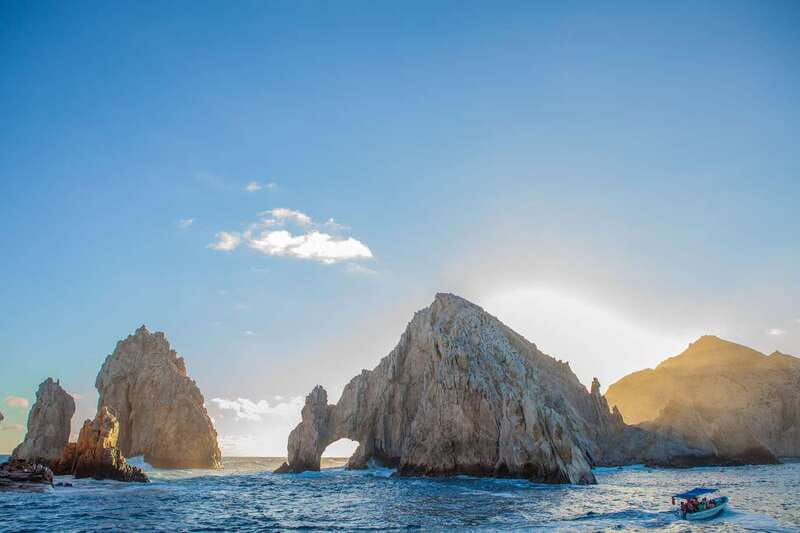 Los Cabos: Sunset Dinner Cruise with Transportation - Key moments that make this cruise worth your evening