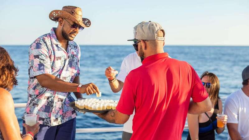 Los Cabos: Sunset Dinner Cruise with Transportation - Price and value: is $128 per person worth it?