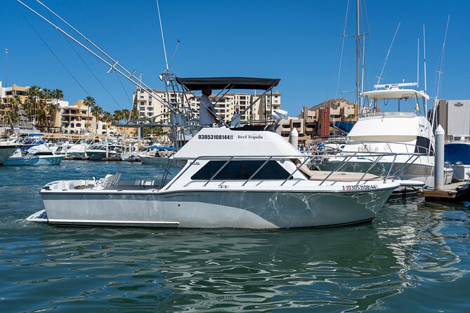 Luxury Private Yacht Charter in Cabo San Lucas Mexico - Comfort on Board: Restroom and MP3/iPod Port